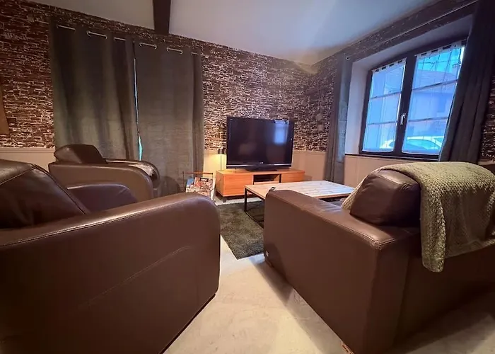 アパート Chez Charles Meuble De Tourisme Trois Etoiles - Confort Et Convivialite *